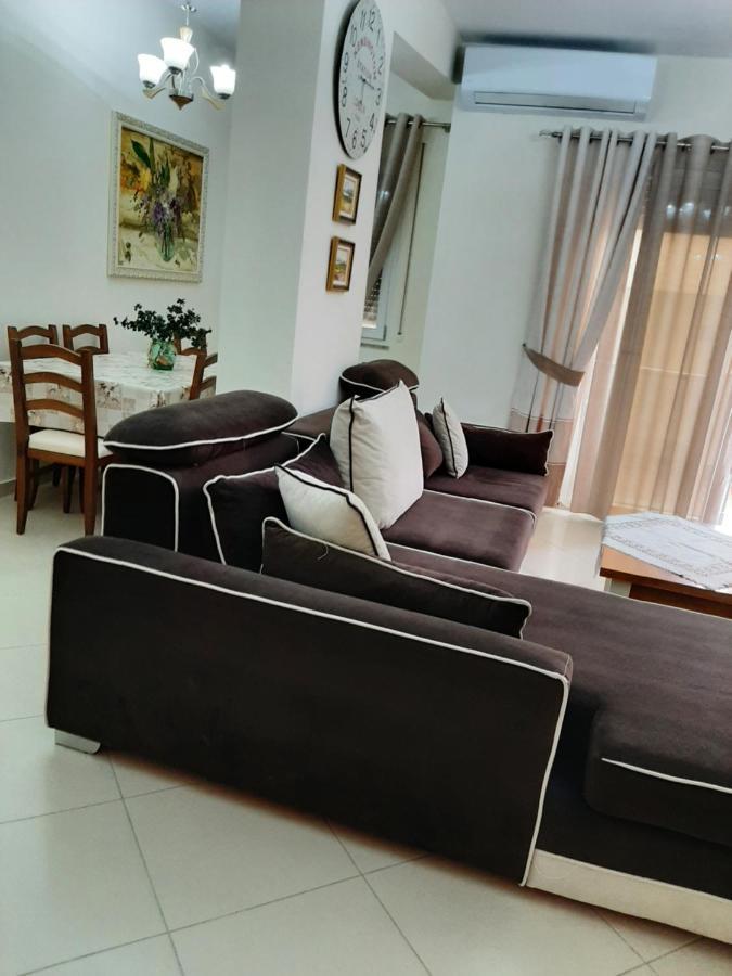 Milka Apartment โกเลม ภายนอก รูปภาพ